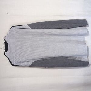 Long Tall Sally LTS Colorblock Grey Black Mockneck Sweater Tunic Size US 14-16